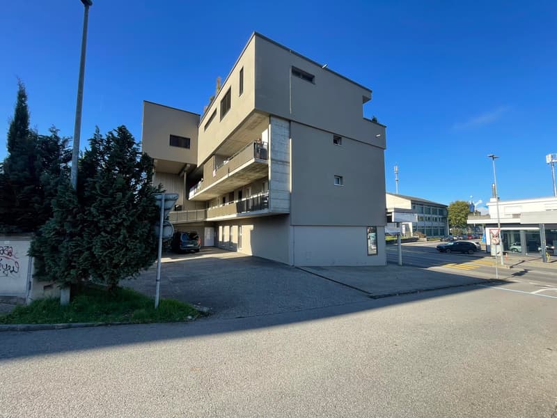 Vieleseitig nutzbare Gewerbefläche an Top-Lage in Murten (11)
