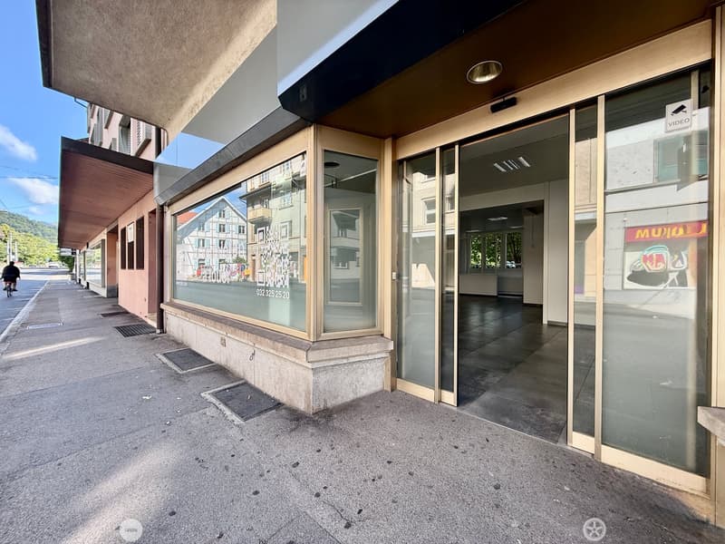 Stilvolle Gewerbefläche in Biel-Mett – ideal für Beauty, Praxis oder Büro (6)