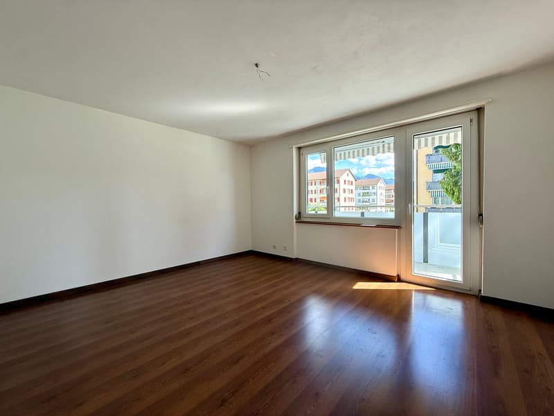 Preisgünstig & grosszügig - 2 Zwg mit Balkon (4)