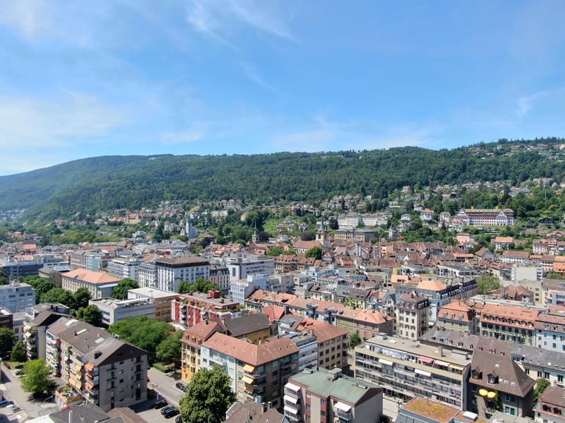 Parking spaces for rent in the city center (1)