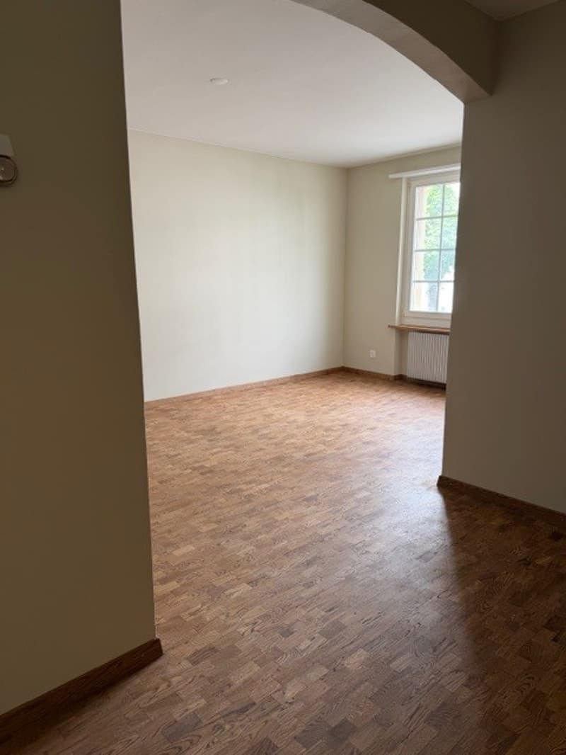 Versatile commercial space in central location (4)