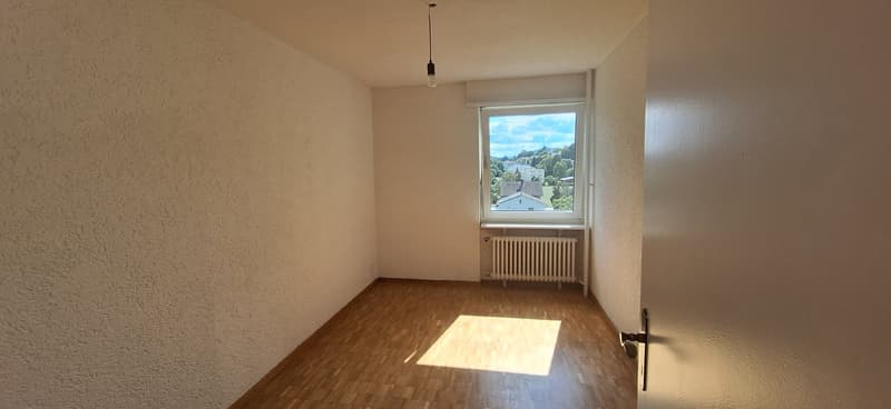 Appartamento luminoso 4.5 locali con vista da sogno a Grenchen (5)