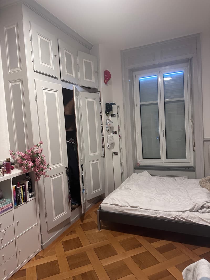 Appartamento di charme di 3,5 locali in un edificio storico nel cuore di Biel - direttamente sulla via dello shopping (6)
