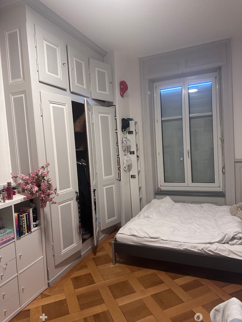 Stillvolle 3.5-Zimmer-Altbauwohnung im Herzen von Biel - direkt bei der Einkaufsmeile (6)