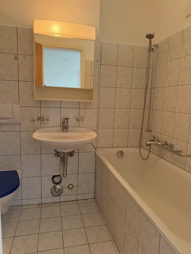 Situé dans un endroit calme et très intéressant en termes de prix - appartement 3,5 pièces (3)