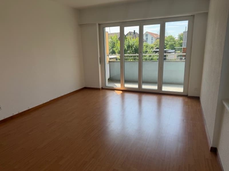 Situé dans un endroit calme et très intéressant en termes de prix - appartement 3,5 pièces (12)