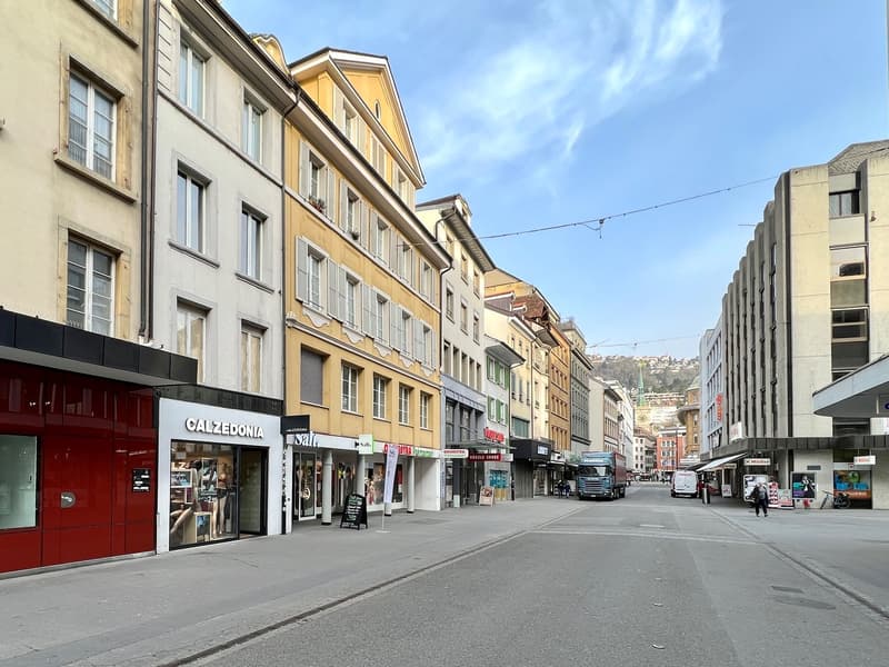 IDÉAL pour les étudiants - Vivre sur la rue commerçante de la ville de Biel (10)