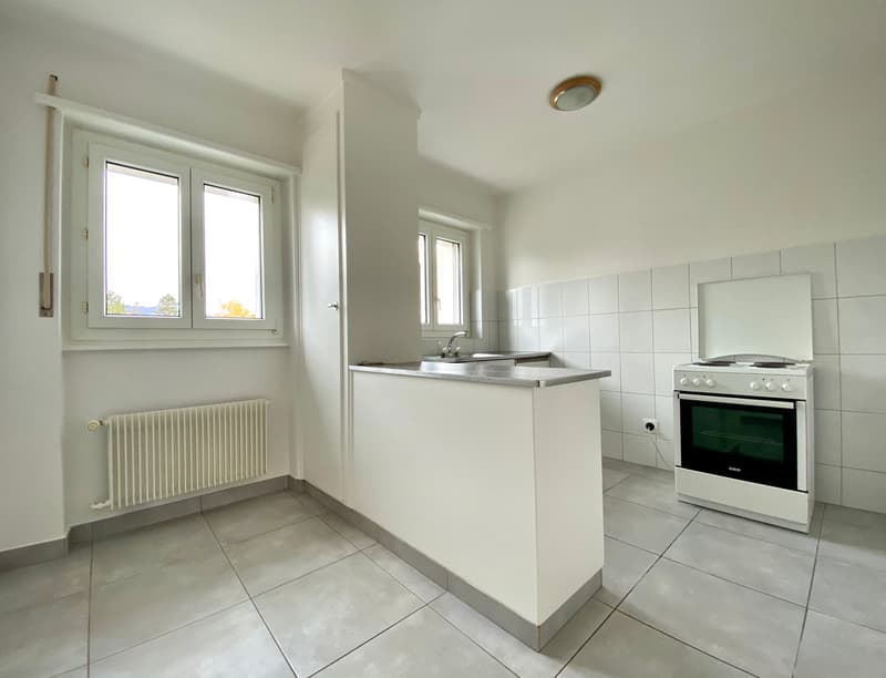 Stadtgrenze Biel/Nidau - Renovierte 3-Zimmerwohnung mit Balkon (4)