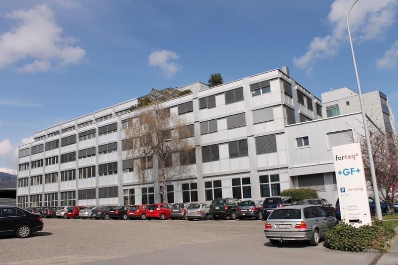 Gewerberäumlichkeiten an idealer Lage in Nidau (1)