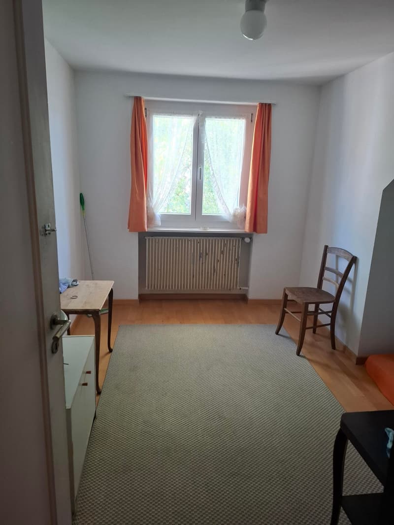 Etwas fürs kleinere Budget - Mansarde im DG (2)