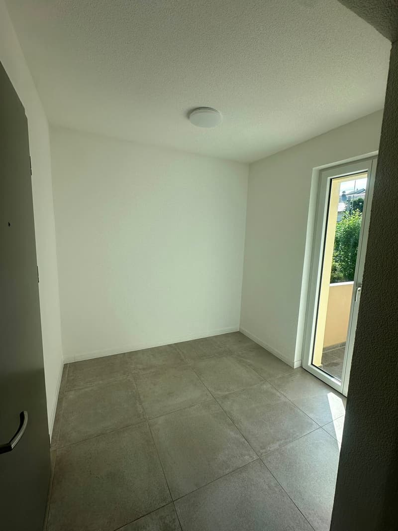 Appartement lumineux de 3.5 pièces avec grand balcon à Moutier (7)