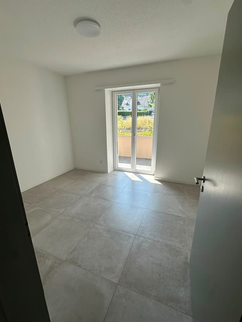 Appartement lumineux de 3.5 pièces avec grand balcon à Moutier (5)