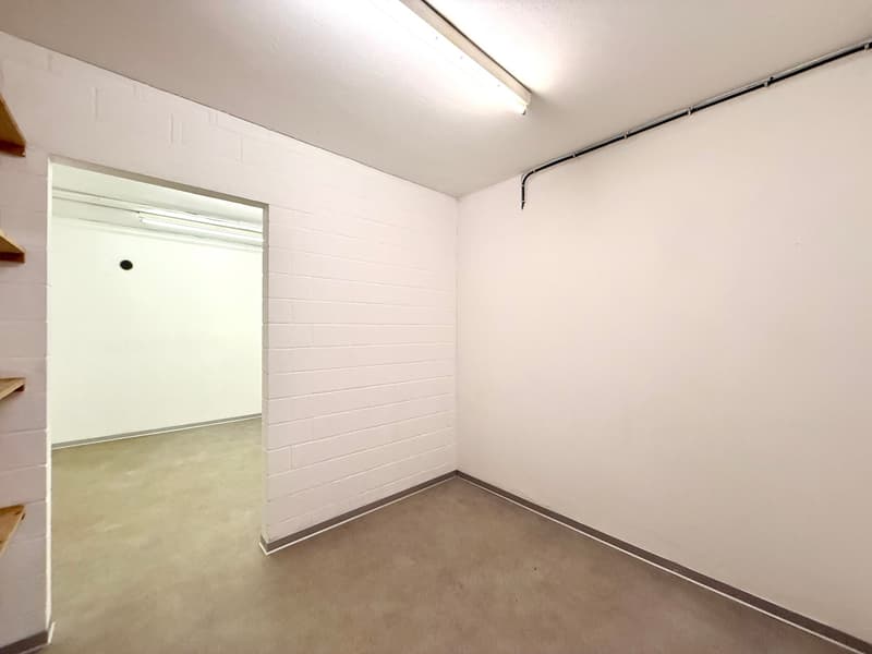 Stilvolle Gewerbefläche in Biel-Mett – ideal für Beauty, Praxis oder Büro (11)