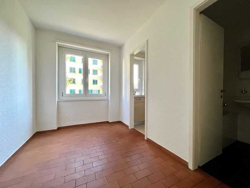 Preisgünstige 1.5 Zimmerwohnung (3)