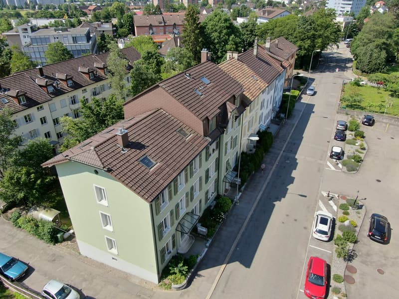 Grosszügige 3-Zimmerwohnung ca. 85m2 mit grossem Balkon (9)