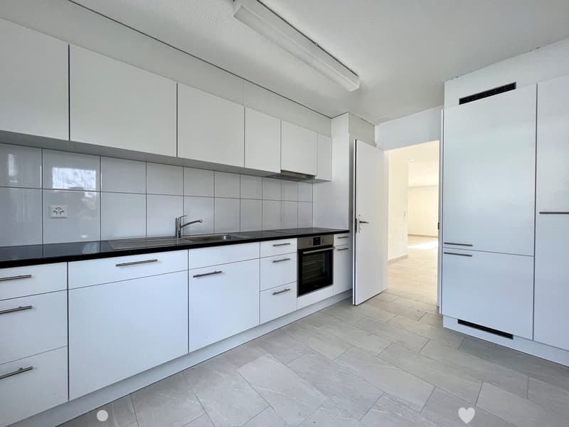 Eigentumsstandard 4.5 Zimmerwohnung mit Balkon (1)