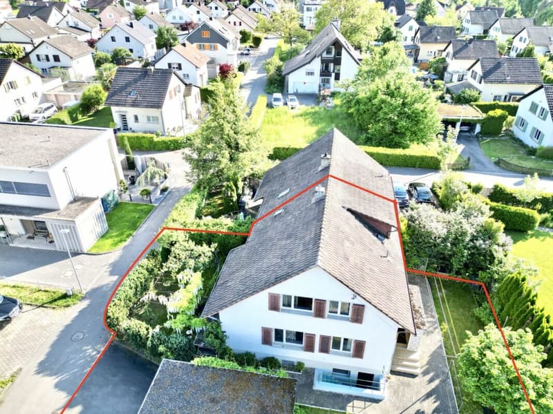 Maison mitoyenne familiale dans un quartier résidentiel calme (2)