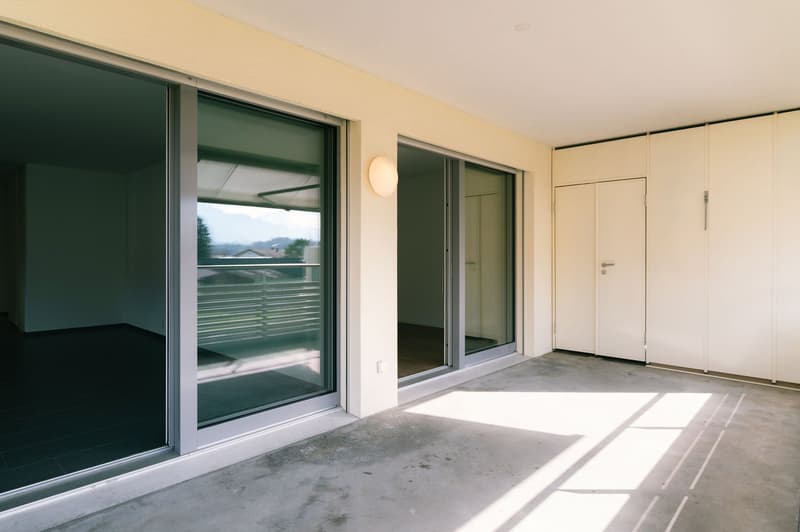 Modern 4.5-room apartment with Minergie standard in Wattenwil (21)