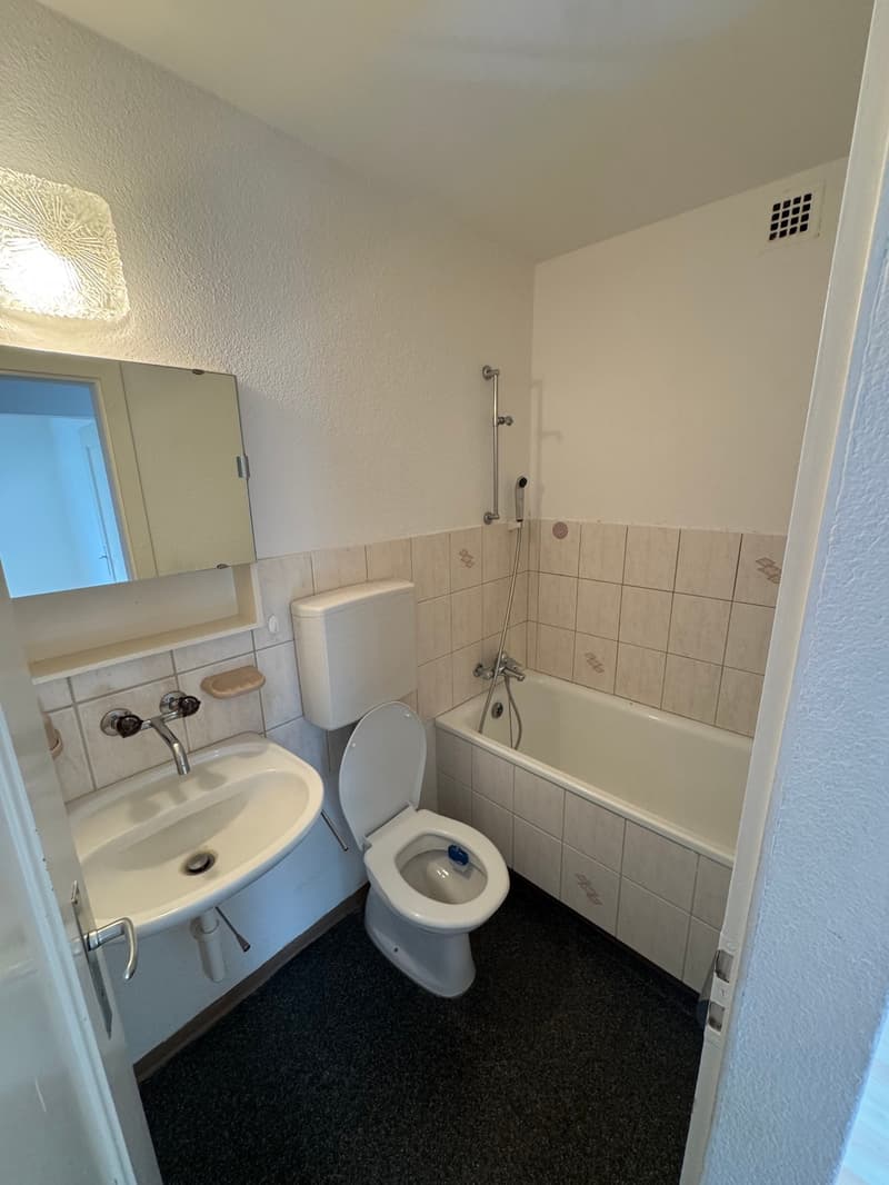Charmante 3-Zimmer-Wohnung mit Balkon in Rüdtligen-Alchenflüh (3)
