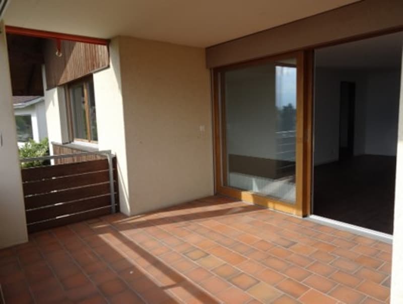 Charmante 4.5-Zimmer-Wohnung mit Seesicht in Oberhofen am Thunersee (8)