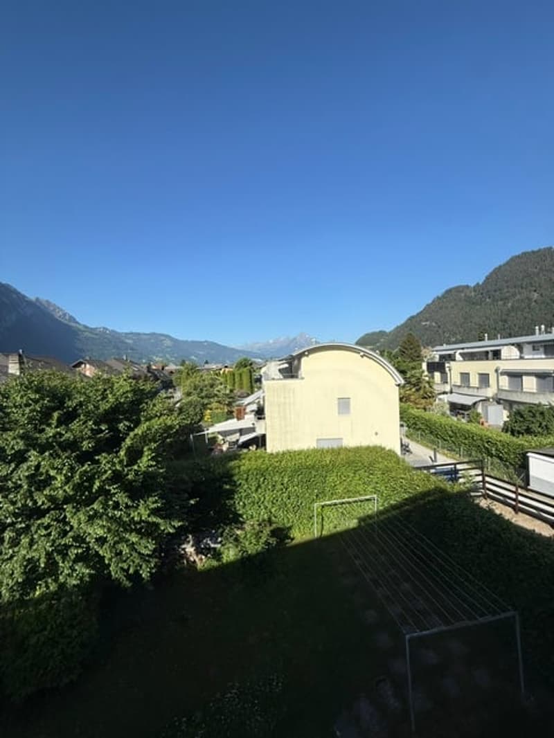 Helle 3-Zimmer-Wohnung mit Balkon und Garage in Unterseen (12)
