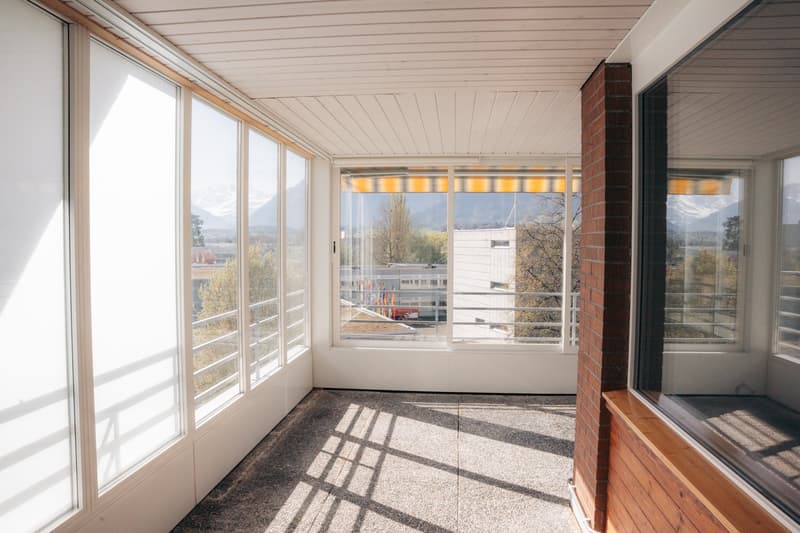 Moderne 4.5-Zimmer-Attikawohnung mit Cheminée in Thun (26)