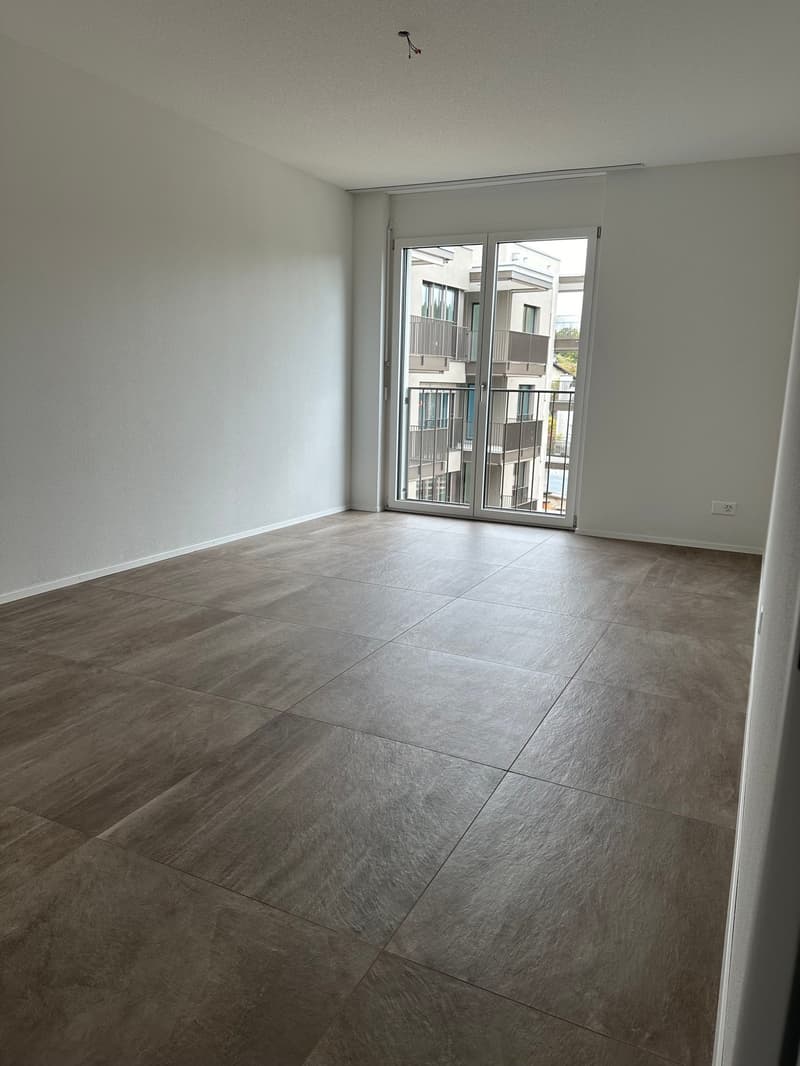 Moderne 4-Zimmer-Neubauwohnung mit Balkon und schöner Aussicht in Uetendorf (14)