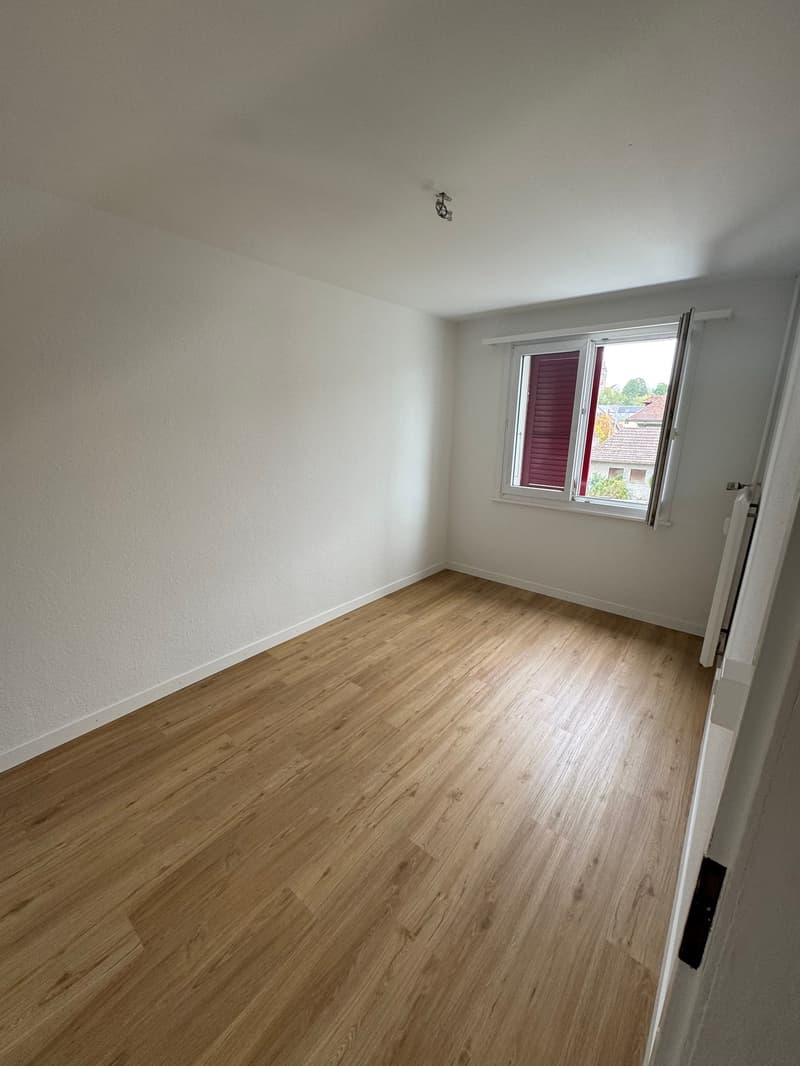 Helle, charmante 4-Zimmer-Wohnung an ruhiger Lage (6)