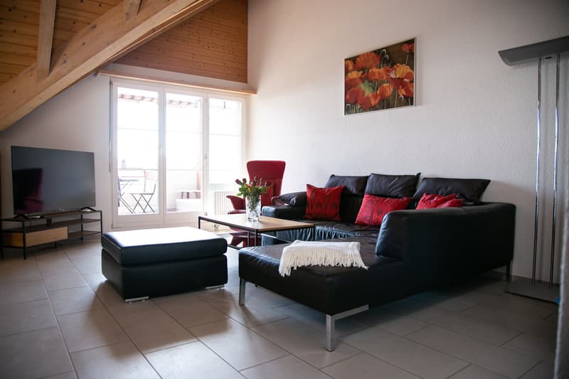 Gemütliche 3-Zimmer-Dachwohnung mit Balkon in Goldiwil b. Thun (15)
