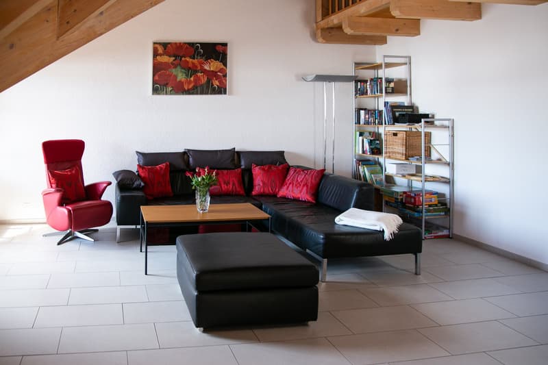 Gemütliche 3-Zimmer-Dachwohnung mit Balkon in Goldiwil b. Thun (16)