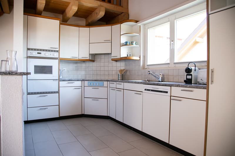 Gemütliche 3-Zimmer-Dachwohnung mit Balkon in Goldiwil b. Thun (13)
