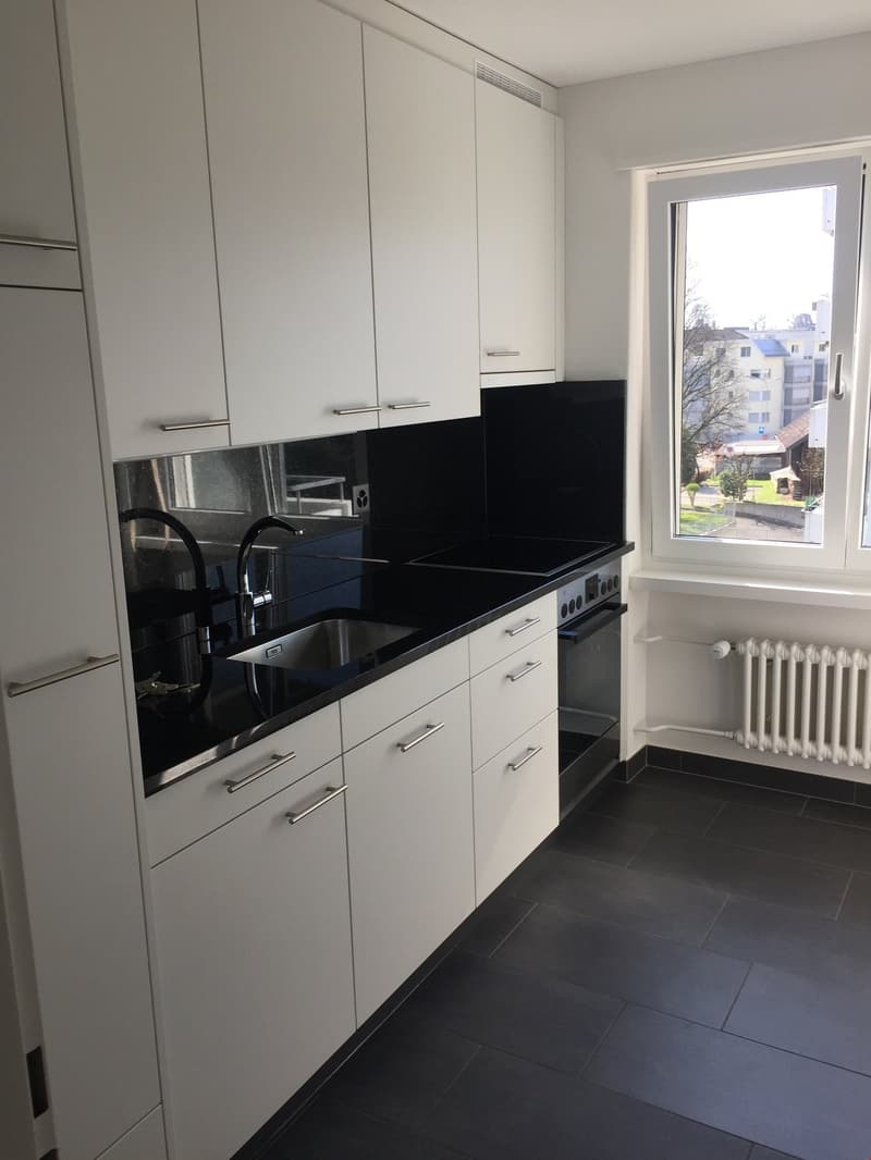 Appartement 3 pièces lumineux avec balcon à Jona – disponible à partir de novembre 2026 (3)
