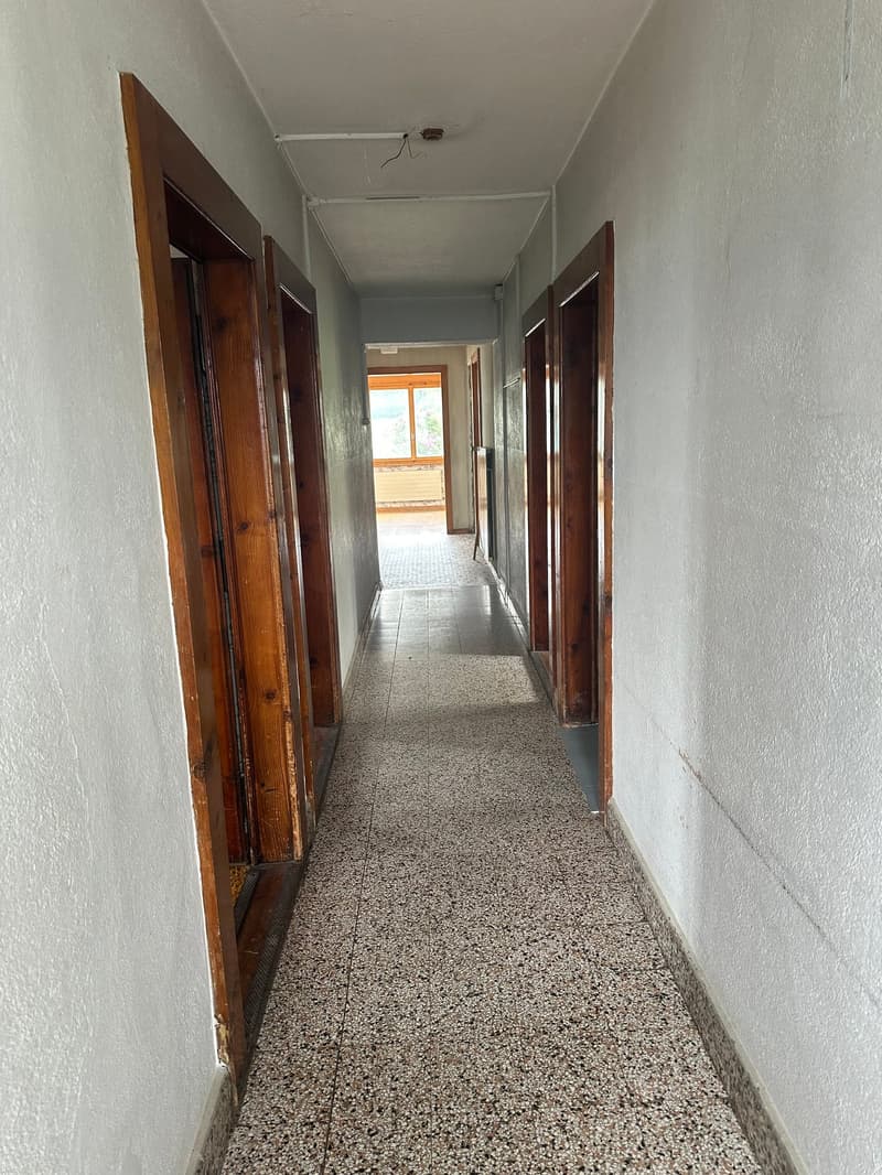 Spacious house to renovate in Basse-Nendaz (16)