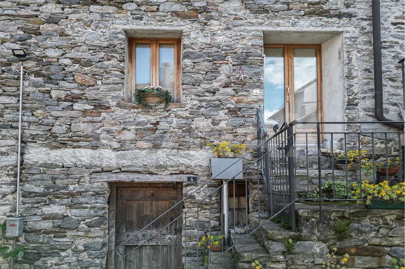 Casa di 2 locali nel nucleo (3)