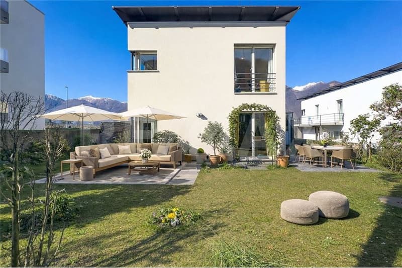 Villetta di 5.5 locali in una zona residenziale tranquilla (3)