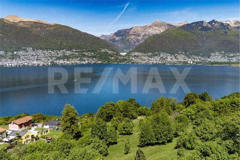 Terreno edificabile con vista lago (2)