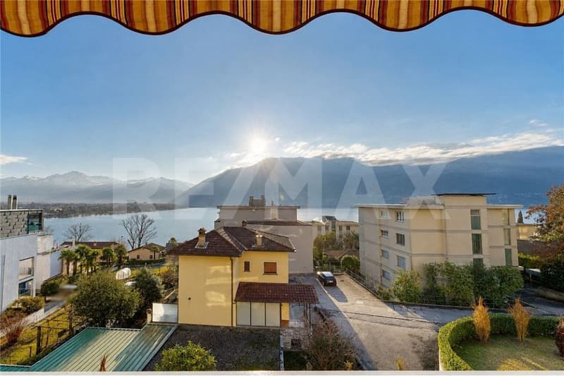 Moderno 4.5 locali vista lago (3)