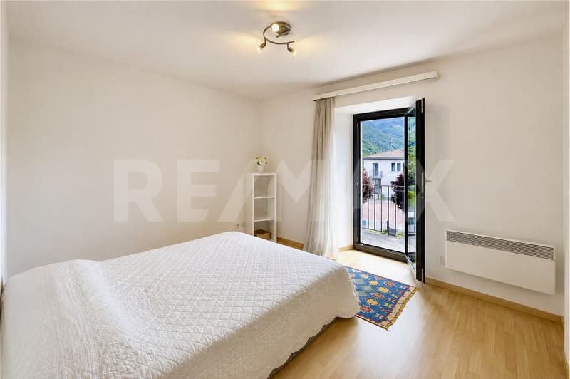 Casa con giardino e 4 posteggi (4)