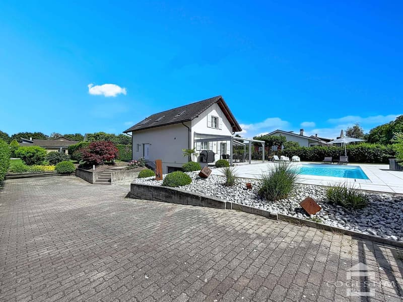 Villa individuelle de 5.5 pièces avec piscine (2)