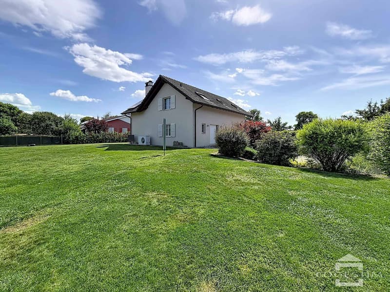 Villa individuelle de 5.5 pièces avec piscine (5)