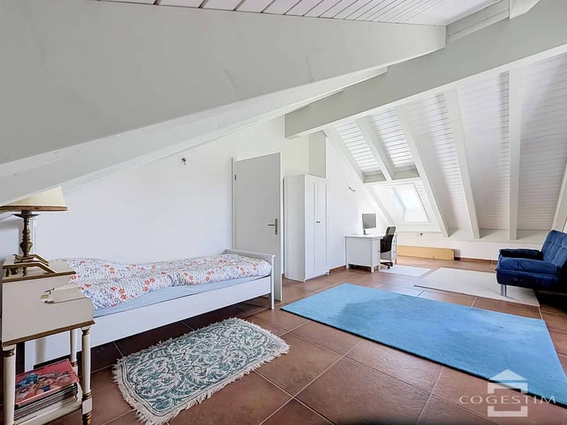 Spacieux 6.5 pièces en duplex avec vue dégagée (7)