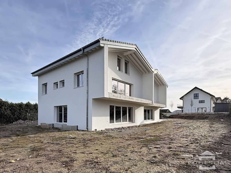 Großes Reihenhaus bald verfügbar (7)