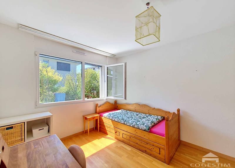 Appartement moderne de 4.5 pièces avec de généreux espaces extérieurs (8)