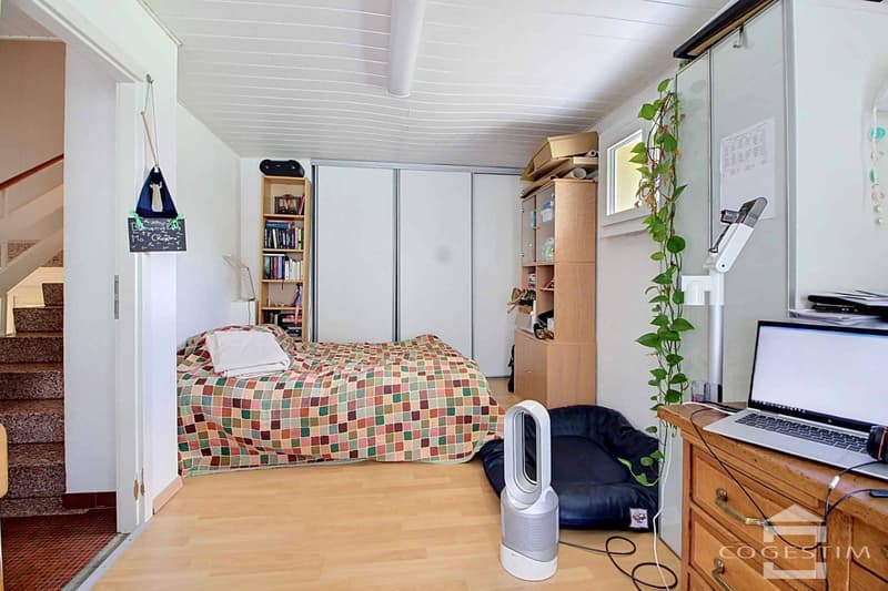 Dans un cadre serein et verdoyant charmante maison individuelle à deux pas du centre-ville (9)
