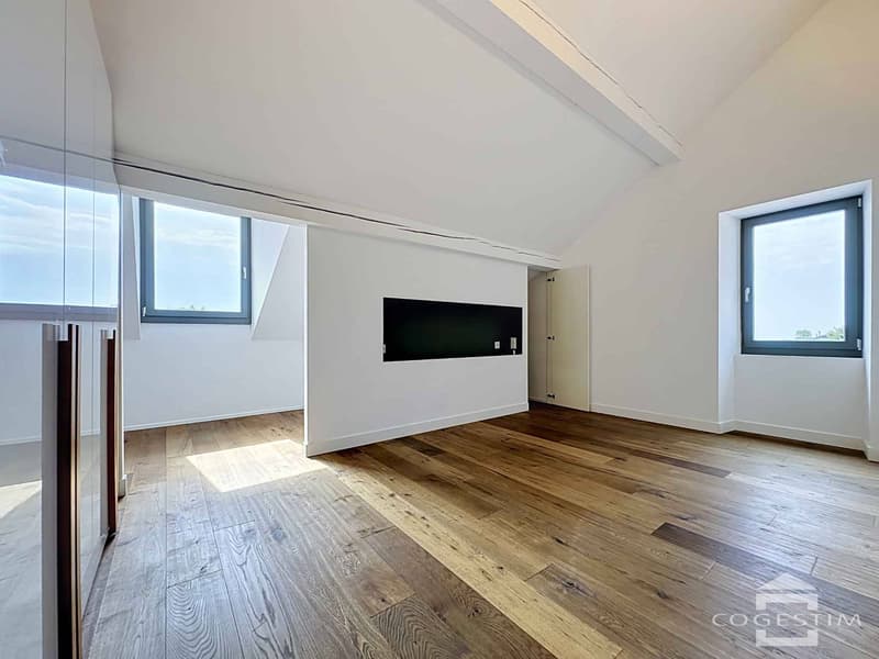 Maison de village mitoyenne de 6.5 pièces entièrement rénovée (10)