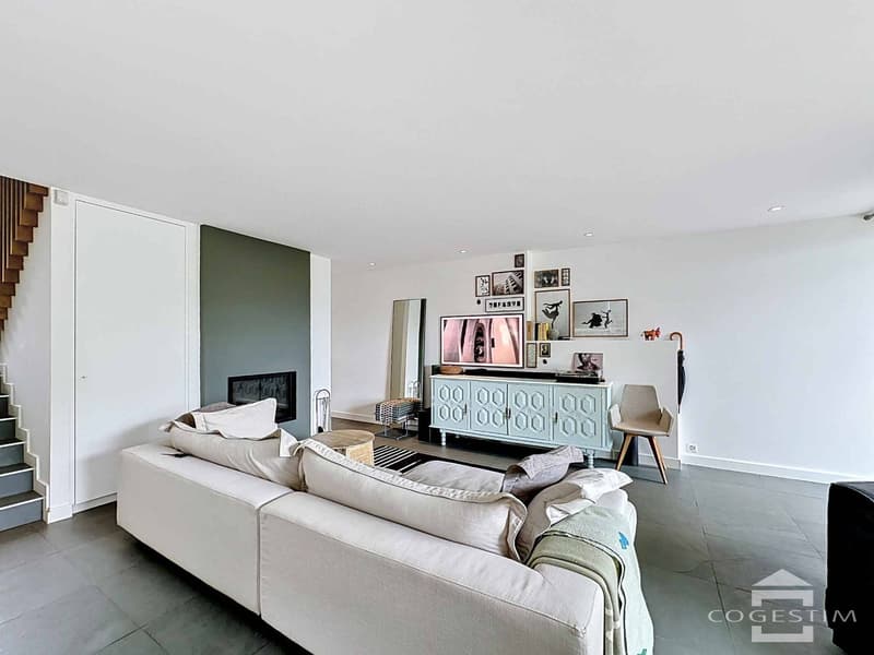 Maison de village mitoyenne de 6.5 pièces entièrement rénovée (5)