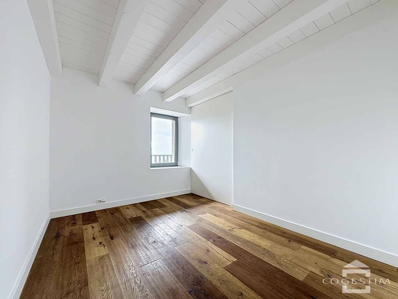 Maison de village mitoyenne de 6.5 pièces entièrement rénovée (12)