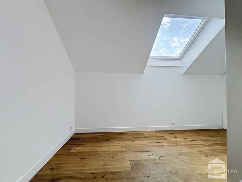 Maison de village mitoyenne de 6.5 pièces entièrement rénovée (13)