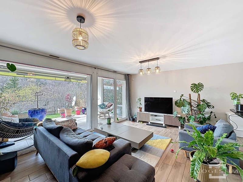 4.5 room apartment with terrace in Begnins (1)