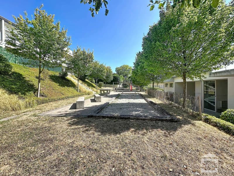 Appartement de 4.5 pièces avec terrasse à Begnins (13)